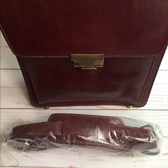 Italian Leather Brown Crossbody Bag Vintage - Picture 2 of 8